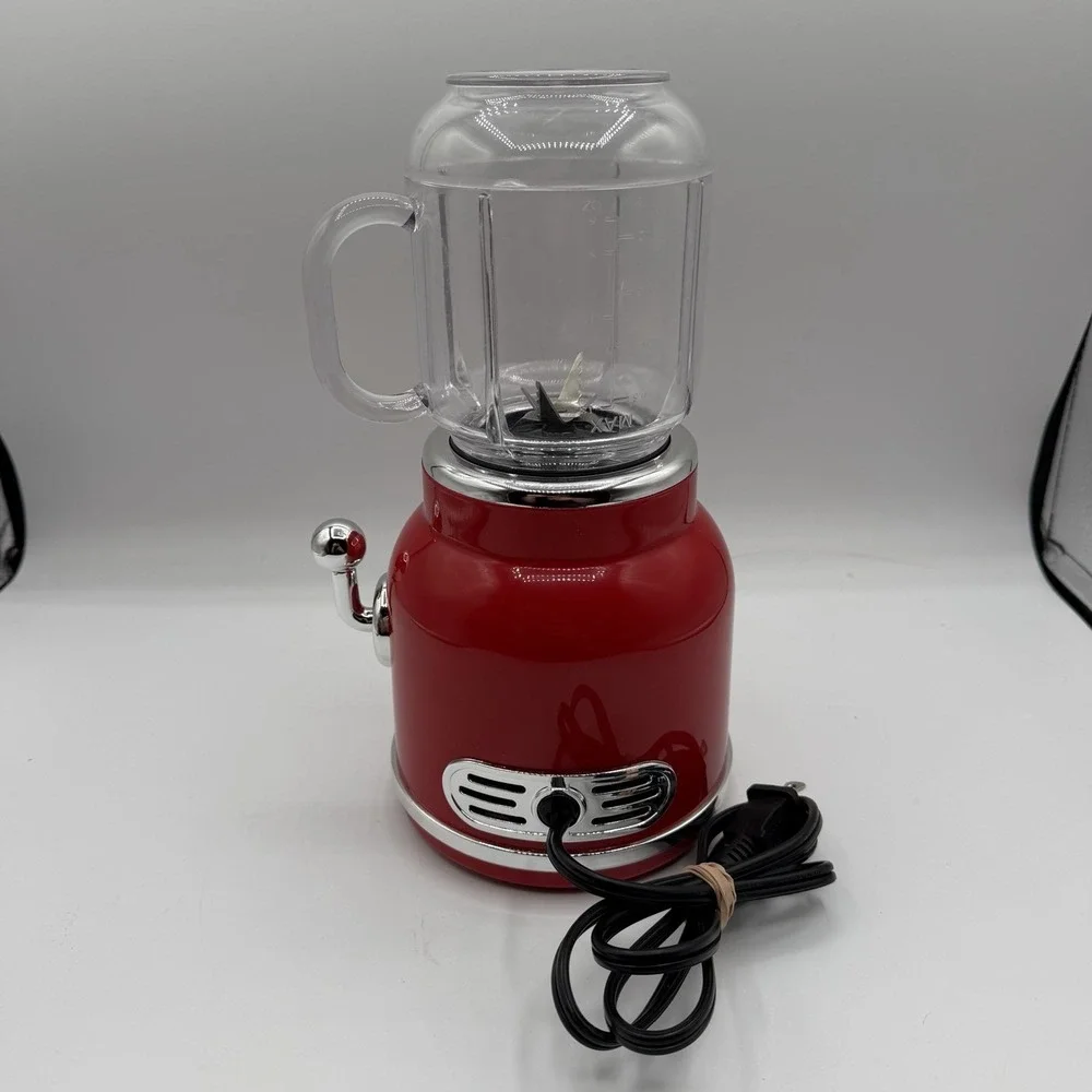 Snap-On Tools Collectibles Red Retro Smoothie Maker Juicing SBL-1708 w/ 18oz Cup